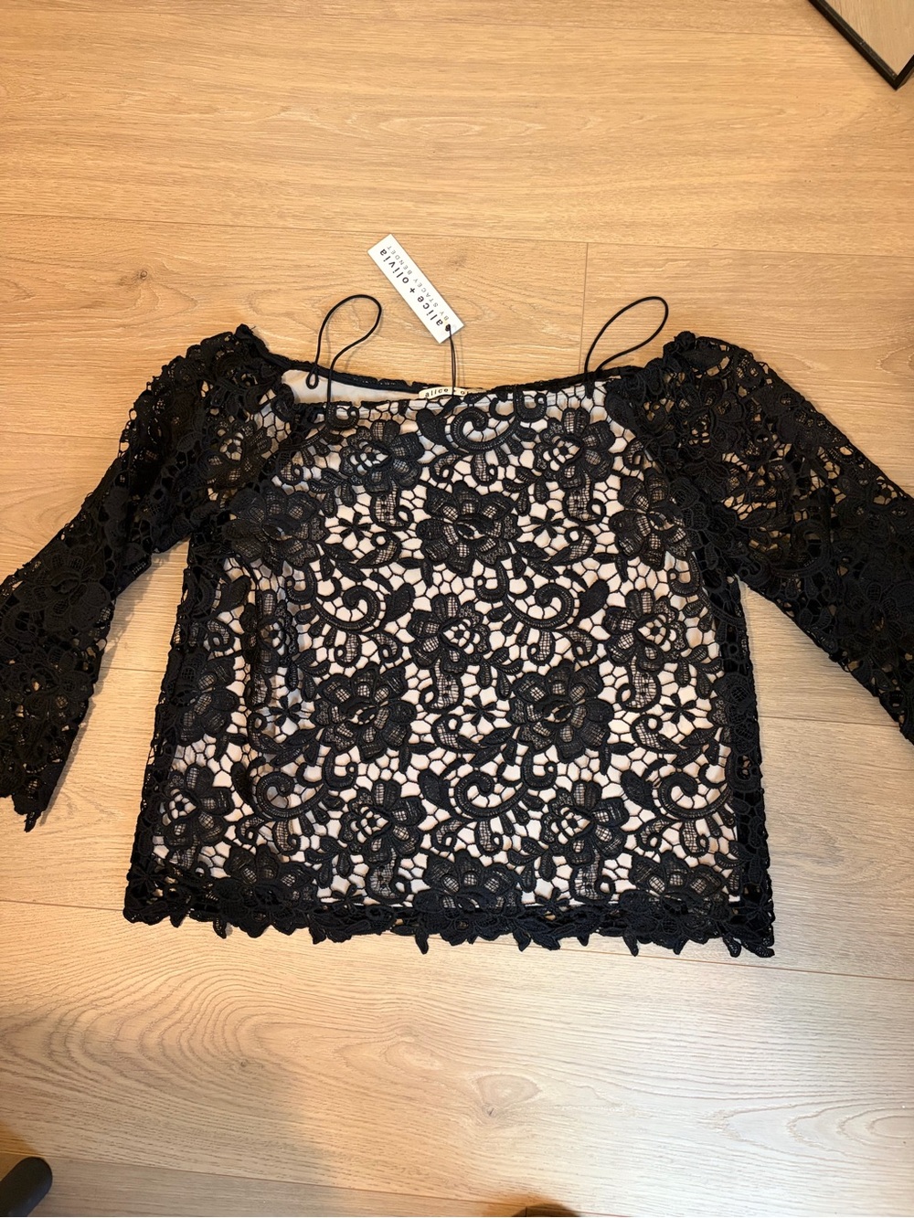 Alice + Olivia Black Floral Lace Off-Shoulder Top